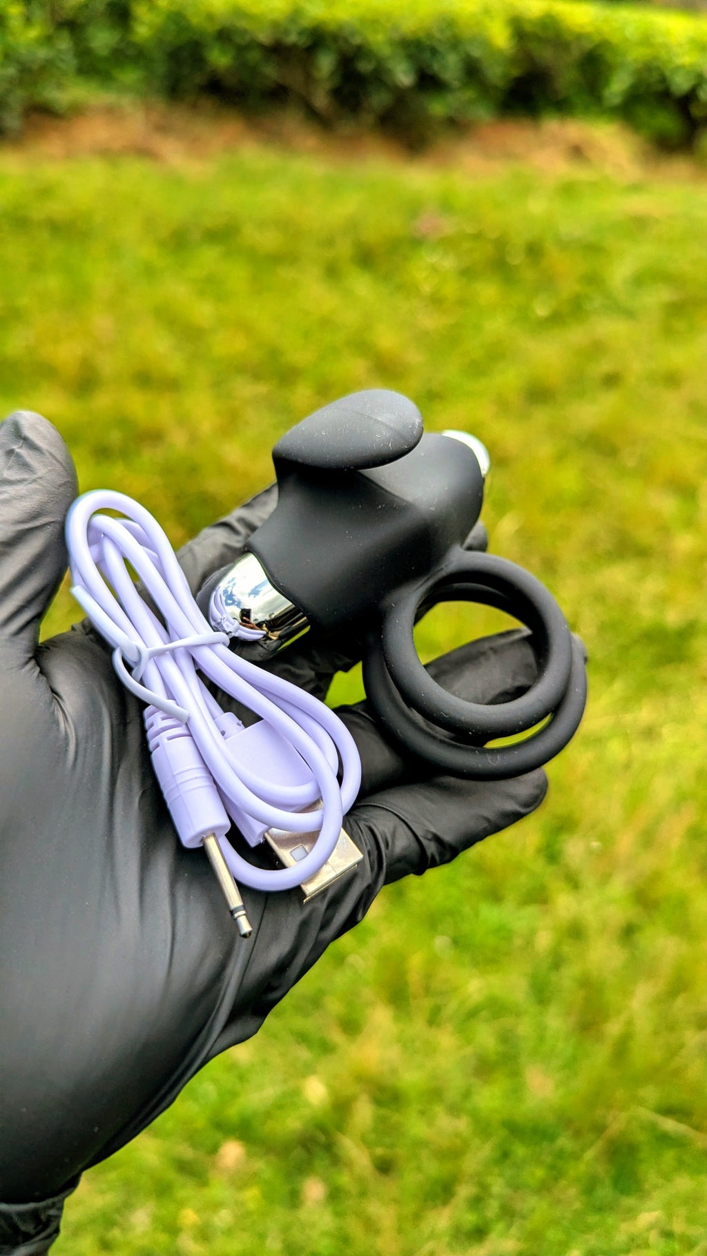 Vibrating Rabbit Cockring.(Rechargeable)